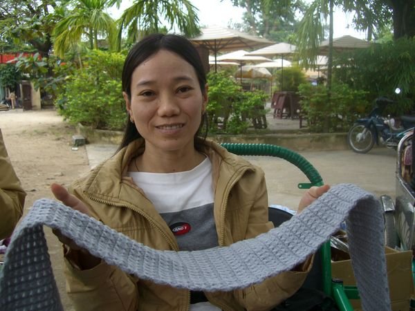 Previously Hanh had been making beautiful scarves for a few years but only ever managed to sell one or two