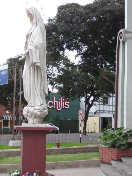 Chili's in Peru