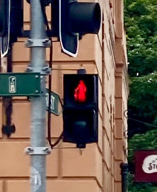 Red pedestrian light 