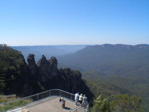 Three Sisters and Blue Mountains