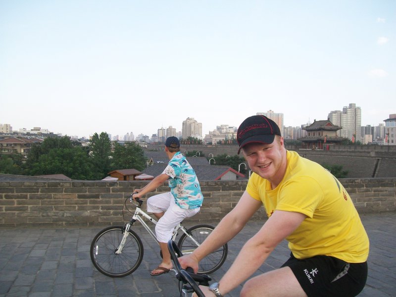 Cycling the City Wall