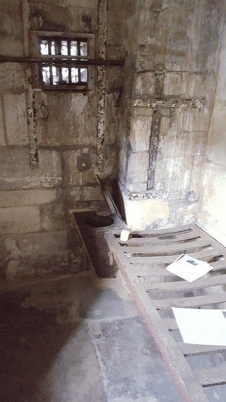 Chapel cum prison cell on bridge in Bradford on Avon 
