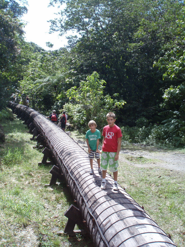 Hydroelectric pipes near Titou Gorge