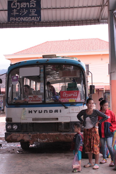 Bus nach Phongsaly