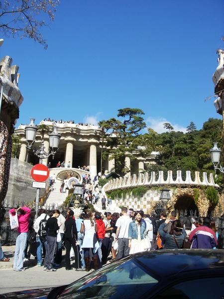 busy Park Guell