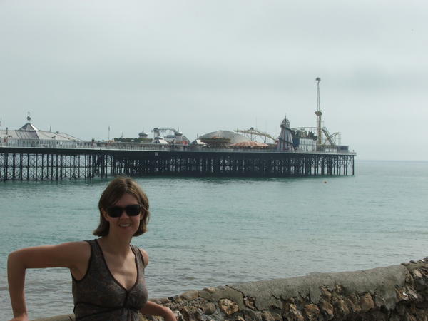 Lara infront of the Brighton Pier