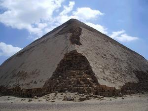 The Bent Pyramid, Dashour