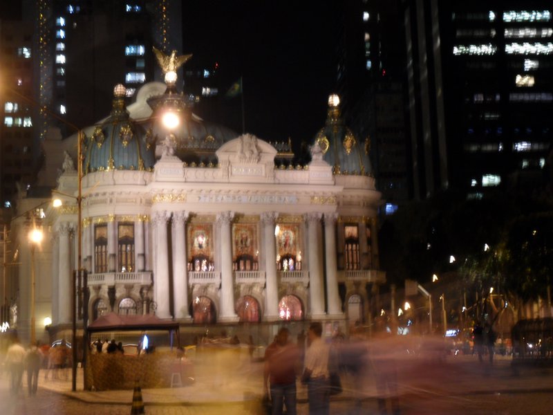 Teatro Municipal bei Nacht