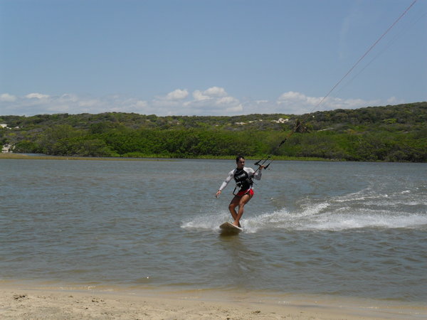 João ist der Kitesurfing-Profi