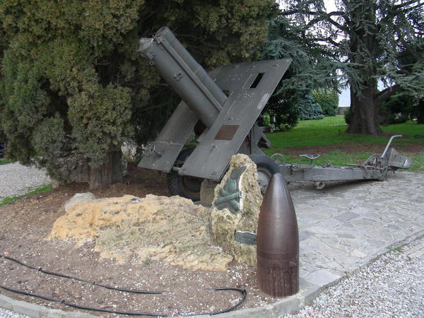 Cannon in La Rocca