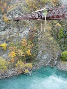 Bungee at the Kawarau suspension bridge