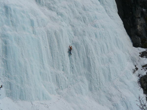 Crazy iceclimber...