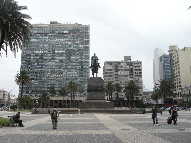 Central Plaza with Statue of Artigas (and mausoleum underneath)