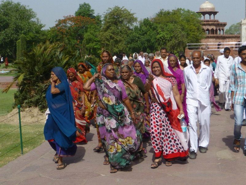 Dames indiennes au Taj Mahal