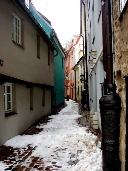 Narrowest street in Riga