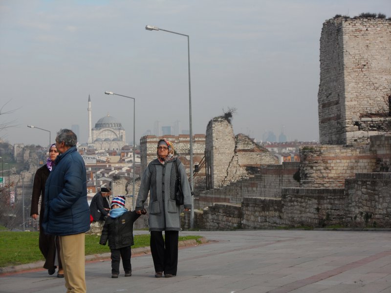 Modern Turkish people, ancient walls