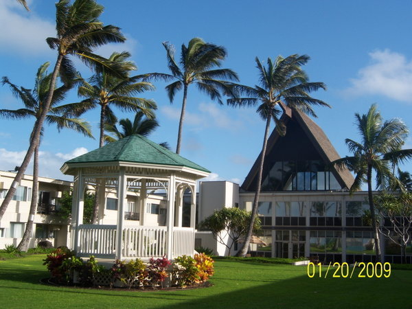 Gazebo at Maui Beach Hotel