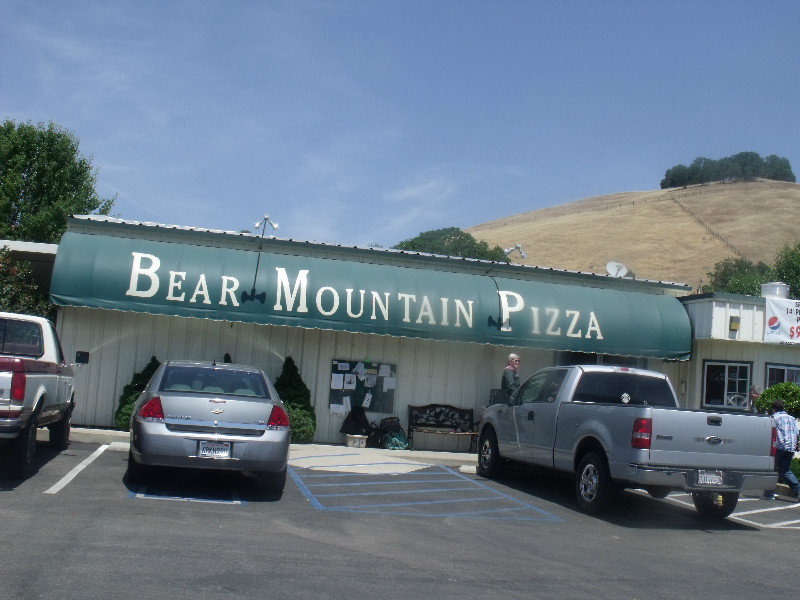 Bear Mountain Pizza