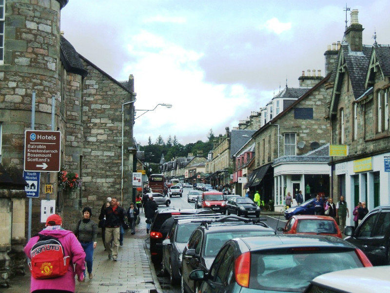 Pitlochry high street