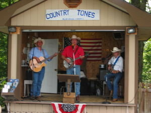 Country Musicians Performing at the top