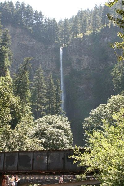 Parting shot of the gorgeous multnomah falls