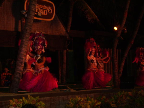 Another Tahiti dance
