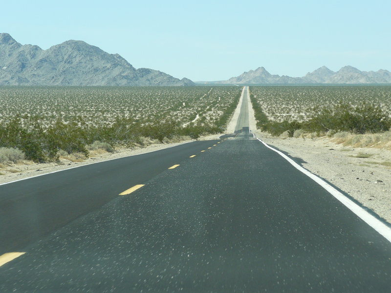 Road from Lake Havasu to Palm Springs