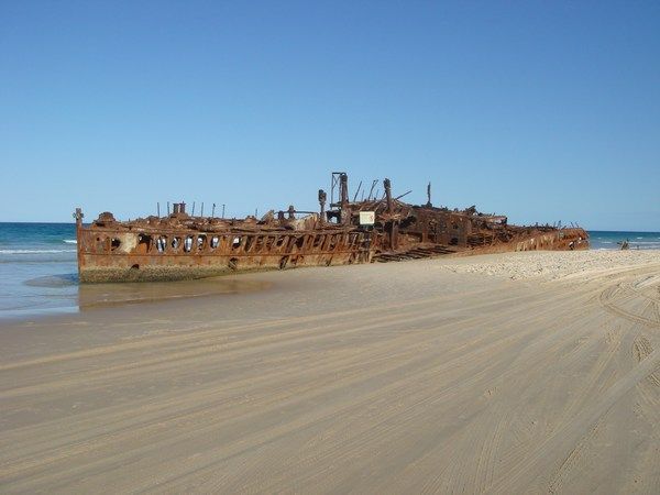 The 'Maheno' ship wreck