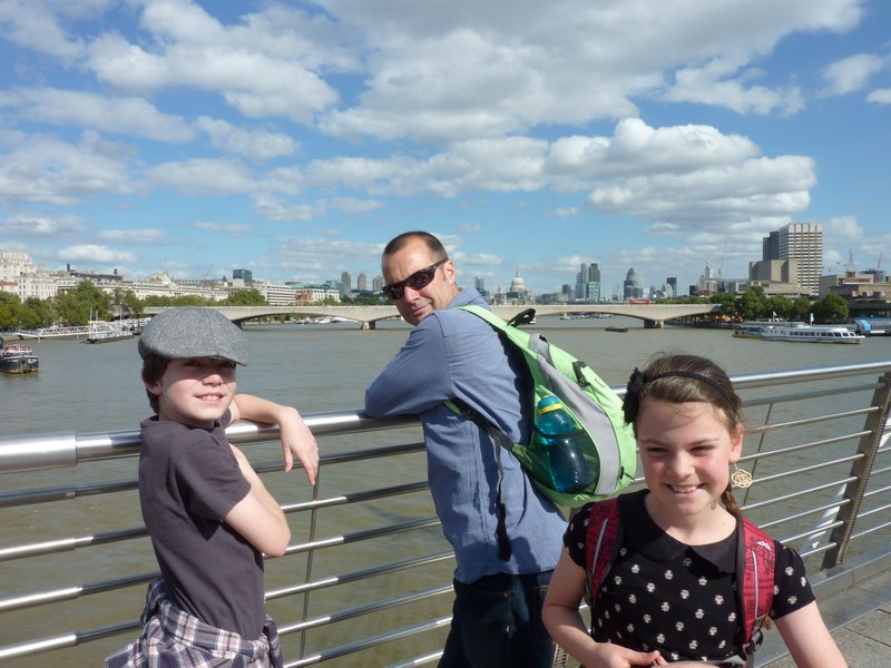 Heading to the Globe - crossing the Thames