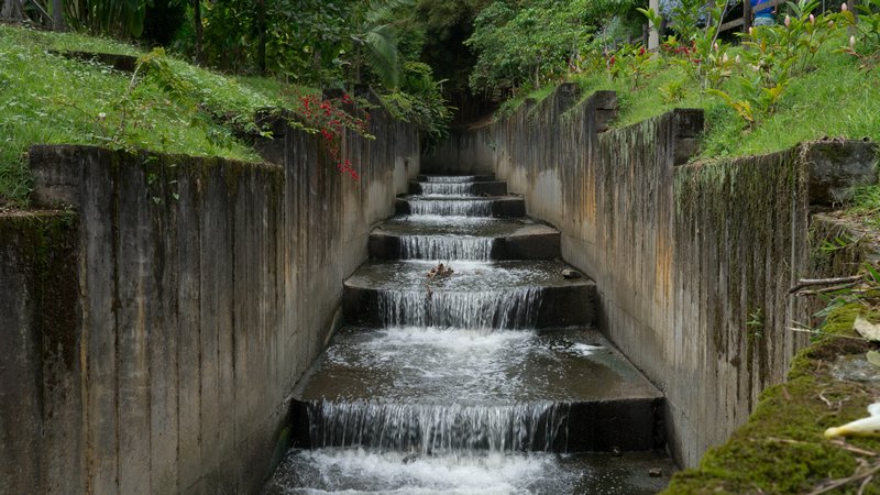 medellin park waterfall
