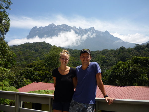 Mount Kinabalu i baggrunden