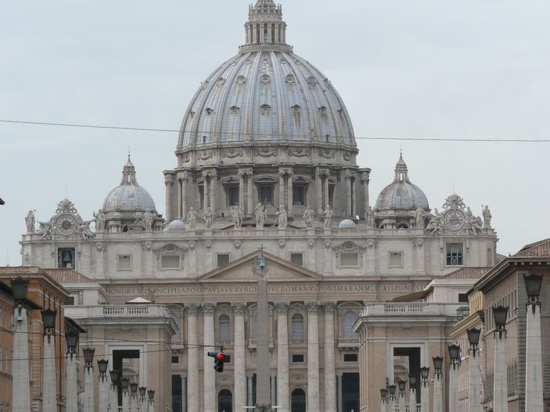 St Peter's dominates the grand apartments of Rome