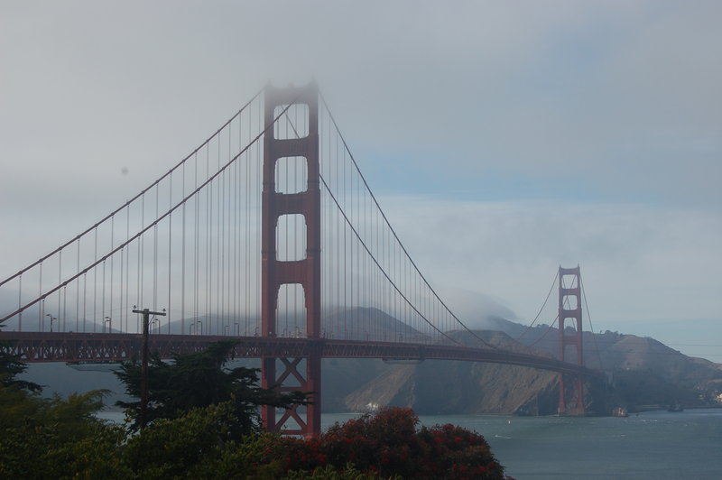 Golden Gate Bridge as the mist descends