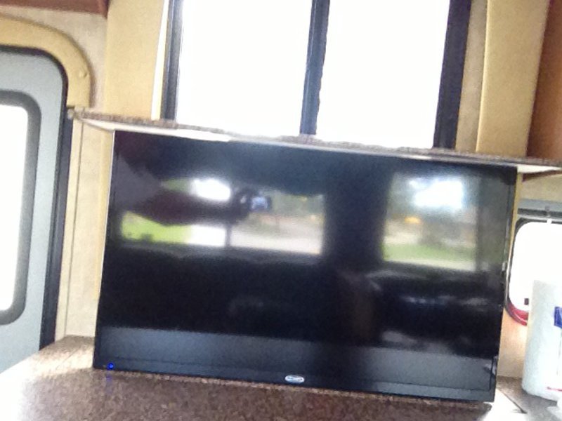 Whoop whoop, 32 inch TV!