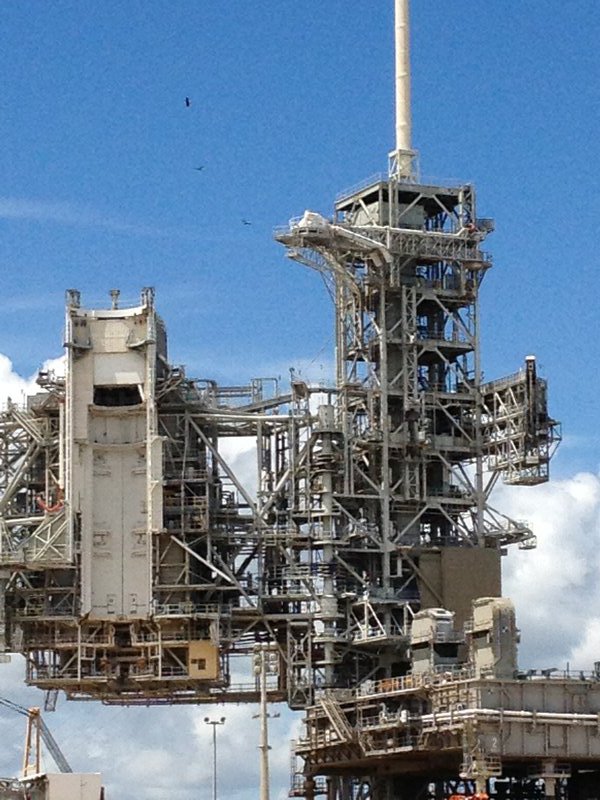 Shuttle launch tower