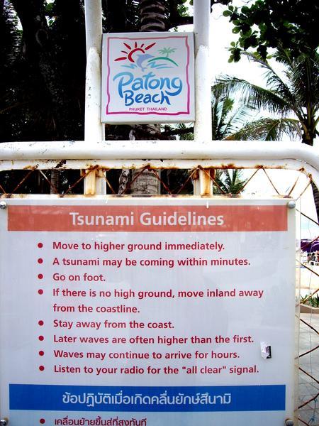 Phuket - Patong Beach (Tsunami reminders)