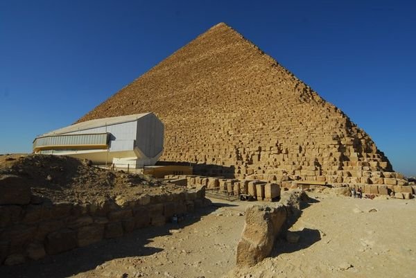 Cheops Pyramid and the Solar Boat Museum.