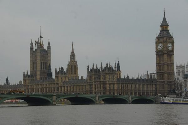 Look kids - Big Ben, Parliament.