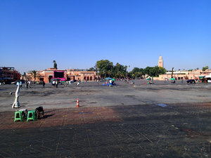Once again... the great square of Jamaa el Fna... it is BIG!!!