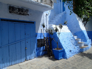 The lovely streets of Chefchaouen.