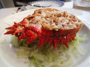 We have never had fresh spider crab... OMG!!!  It was amazing!