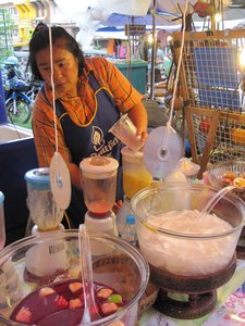 Fruit shake stall, Sunday market