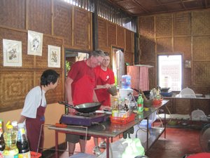 Tanmek Lao cookery school