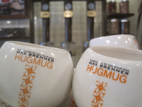 Hug Mugs