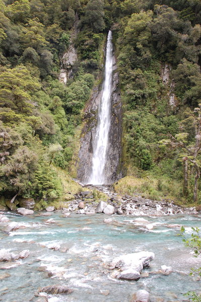 Roaring Billy waterfall