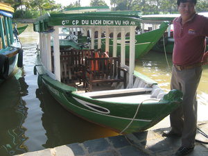 Junk tourist river boat