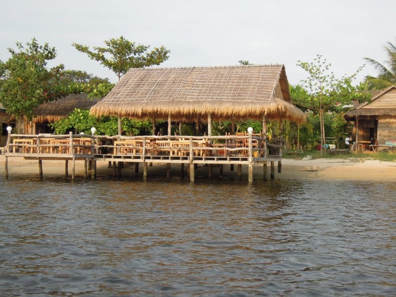 Kampot river house