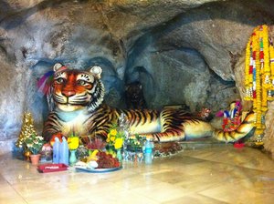 Inside a small cave at Wat Tham Sua