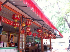 more Chinese lanterns