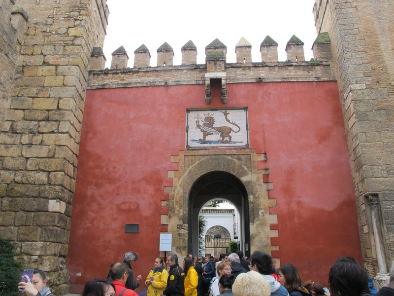 Alcazar entrance